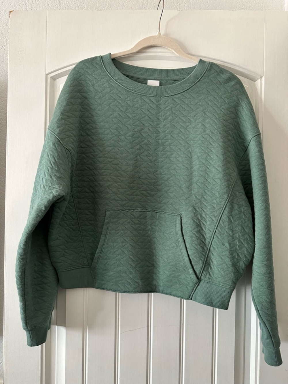 all in motion Quilted Crewneck Sweatshirt in Sage